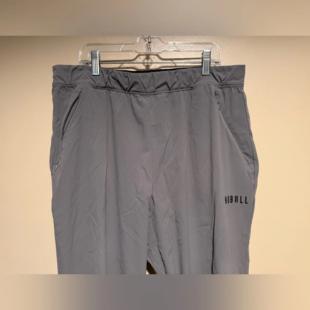 NOBULL Men’s Micro Ripstop Track Pants - Picture 3 of 9